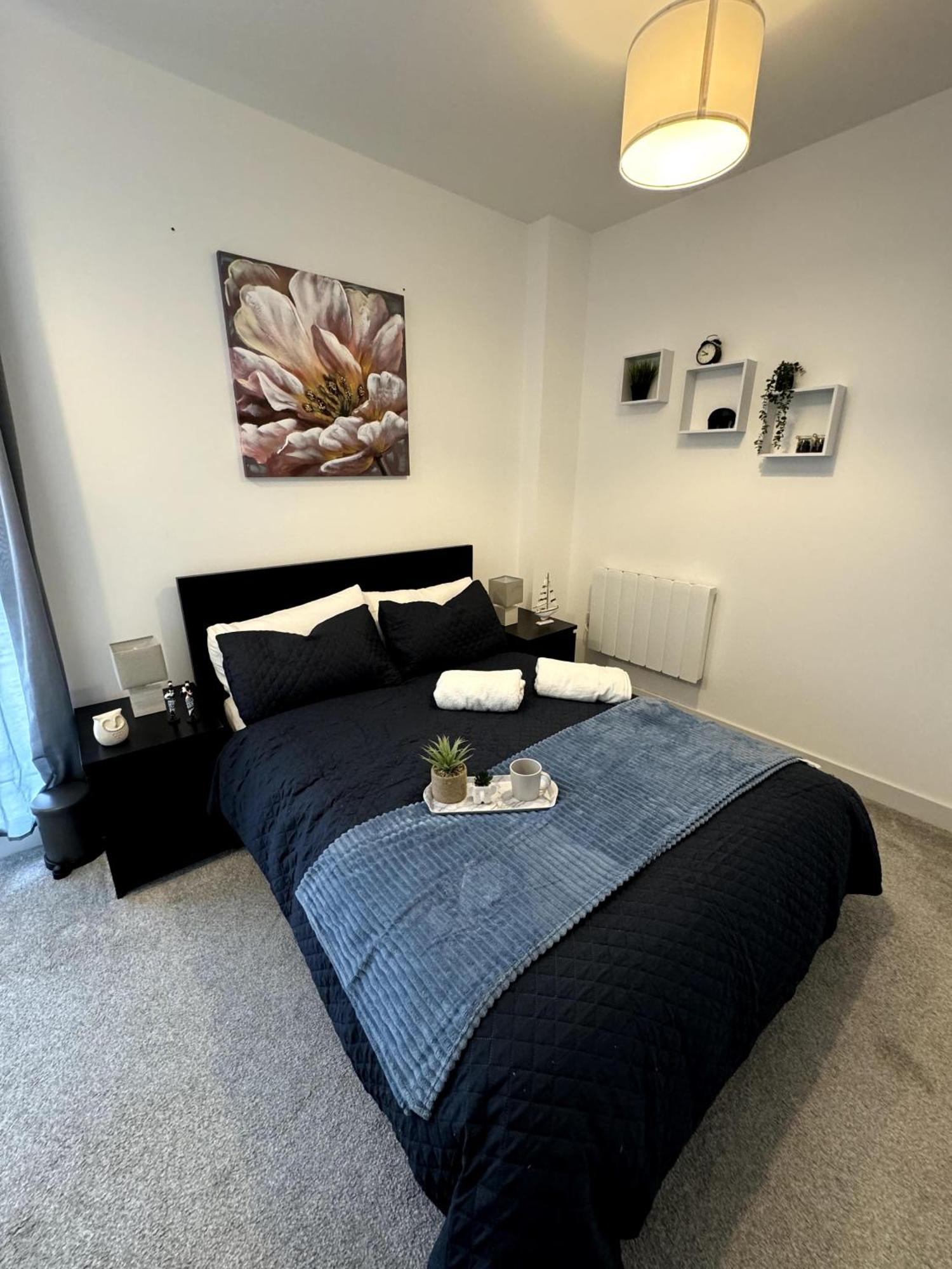 Cozy Bracknell Apartment With Modern Amenities Buitenkant foto
