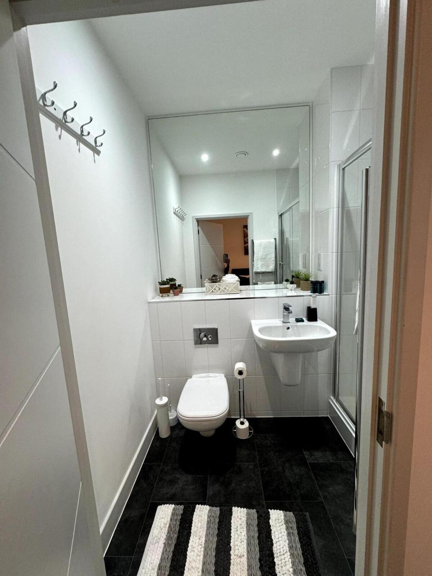 Cozy Bracknell Apartment With Modern Amenities Buitenkant foto